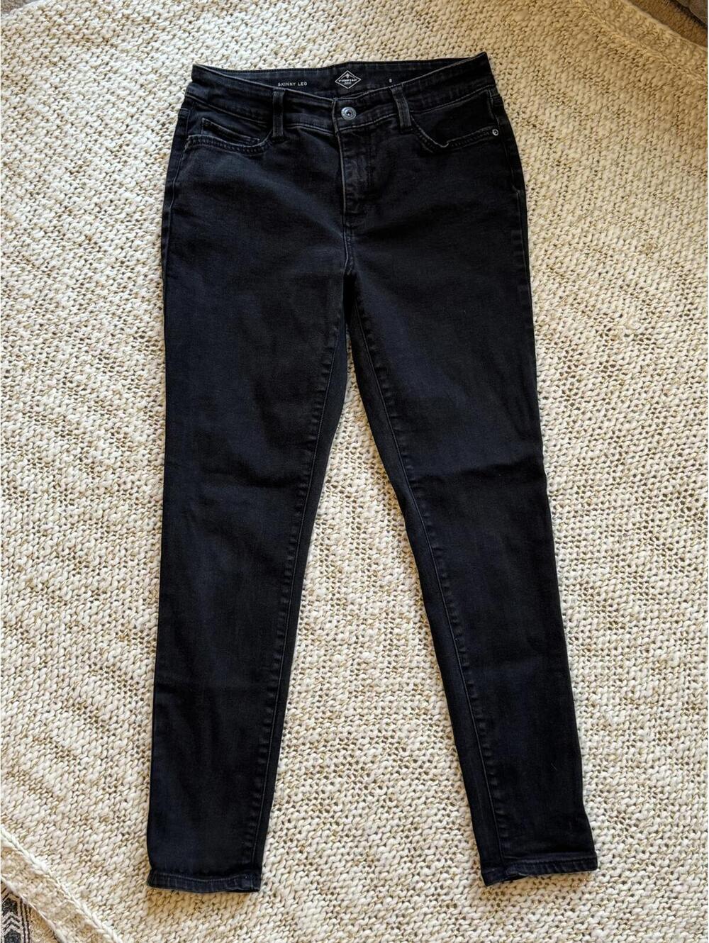 Women's Black Skinny Jeans Minimalist Capsule Wardrobe Timeless Essential 8